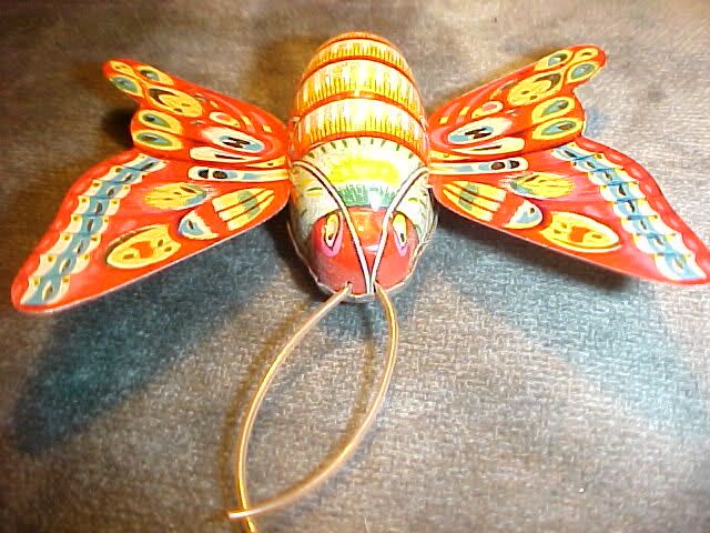   TIN FRICTION BUTTERFLY LITHO 1950s JAPAN NEW OLD STOCK RUBBER WHEELS