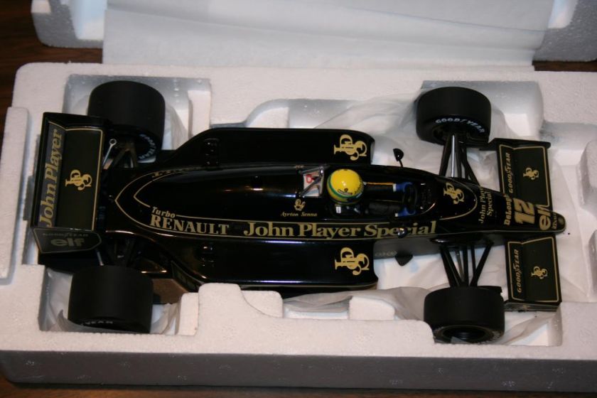 18 Minichamps F1 Ayrton Senna Lotus Renault 98T John Player Special 